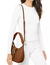 Load image into Gallery viewer, Michael Michael Kors Lillian Shoulder Bag - luggage/gold
